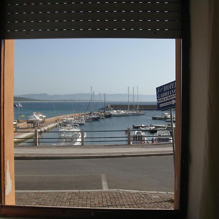 Borgo Spiaggia Vista Mare Isola Rossa Exterior photo